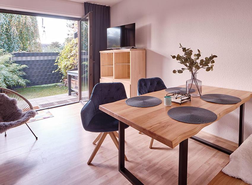 Katarinas House Mit 2 Fewo Stilvoll, Gemuetlich & Zentral Boxspringbett, Parkplatz, Balkon Oder Garten Moers Eksteriør billede